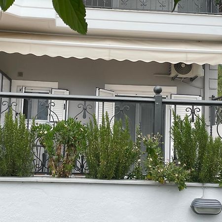 Areti'S Home อีกูเมนิทซา ภายนอก รูปภาพ